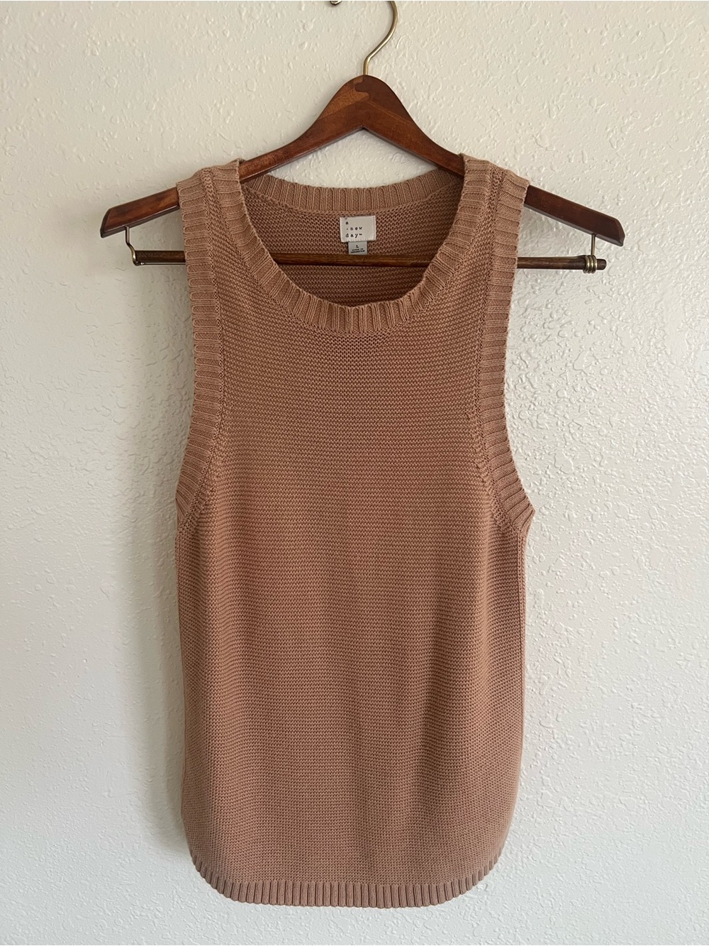a new day Rib-Trim Knit Tank Top in Light Brown/Tan Large